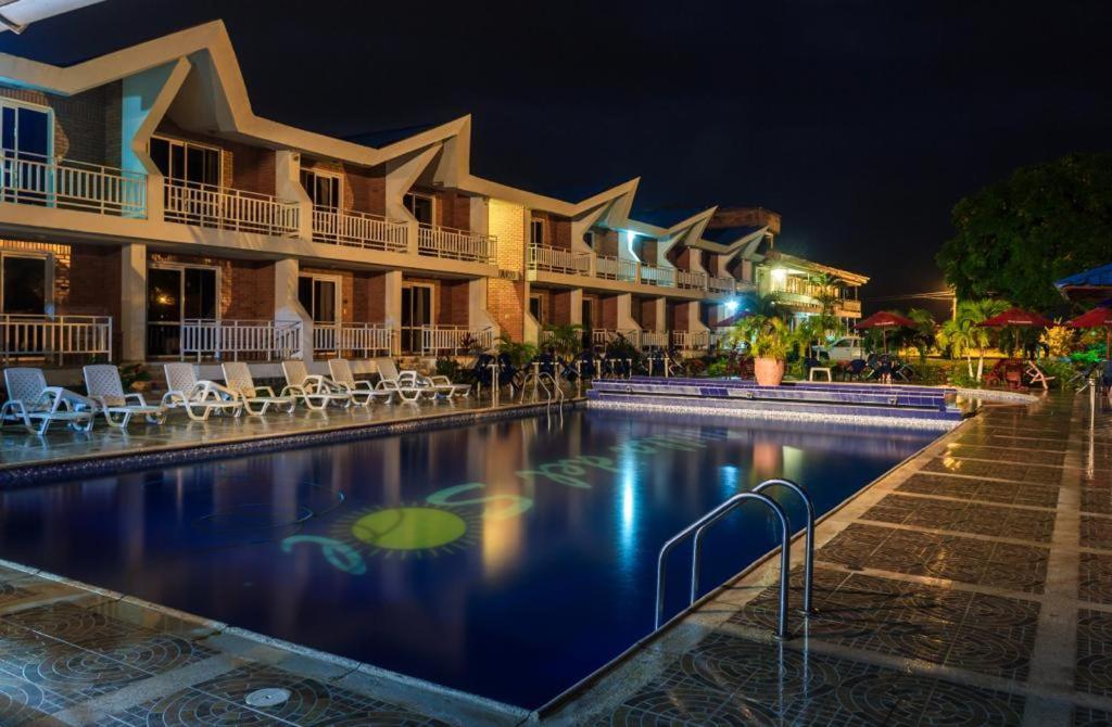 טומאקו Hotel & Resort Villa Del Sol מראה חיצוני תמונה