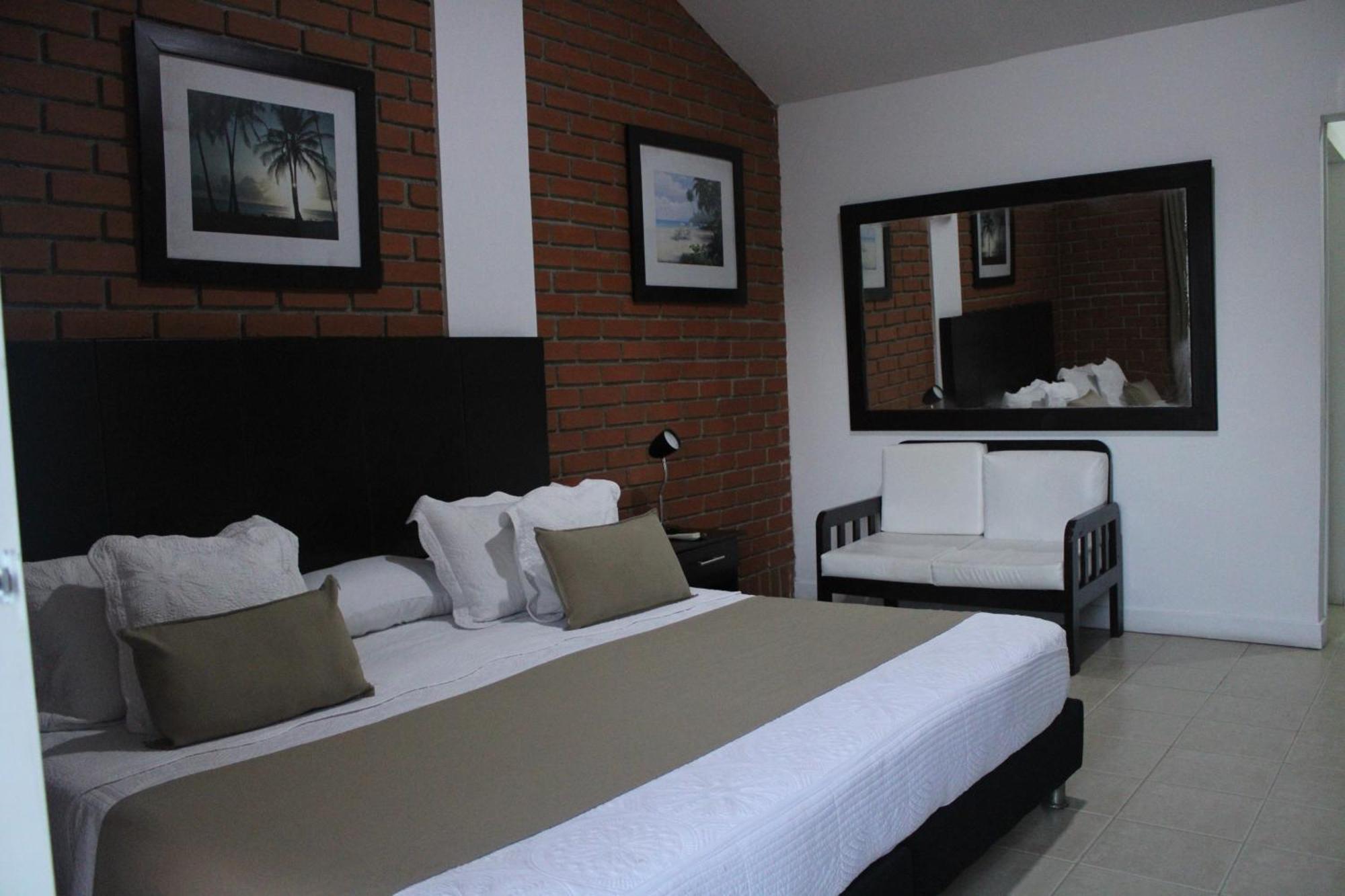 טומאקו Hotel & Resort Villa Del Sol מראה חיצוני תמונה