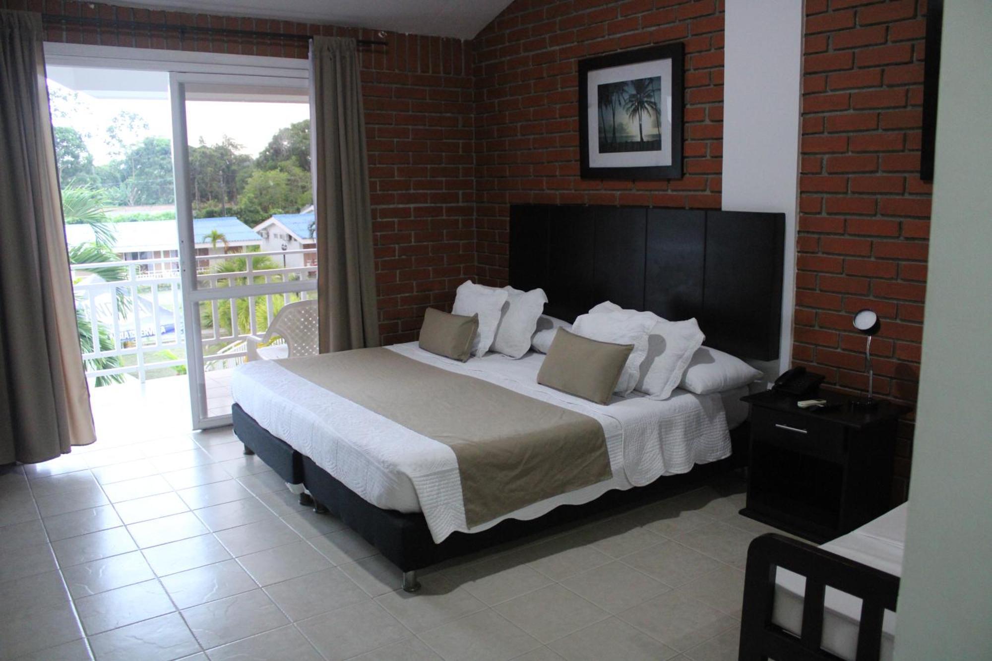 טומאקו Hotel & Resort Villa Del Sol מראה חיצוני תמונה